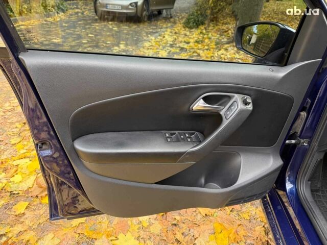 Синій Фольксваген Поло, об'ємом двигуна 1.6 л та пробігом 218 тис. км за 7290 $, фото 9 на Automoto.ua