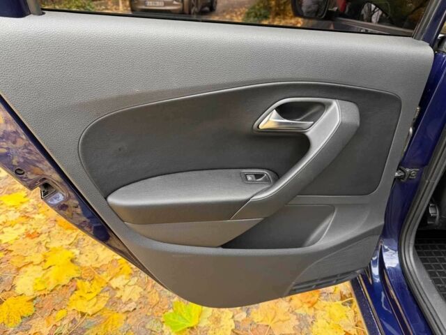 Синий Фольксваген Поло, объемом двигателя 1.6 л и пробегом 218 тыс. км за 6940 $, фото 13 на Automoto.ua