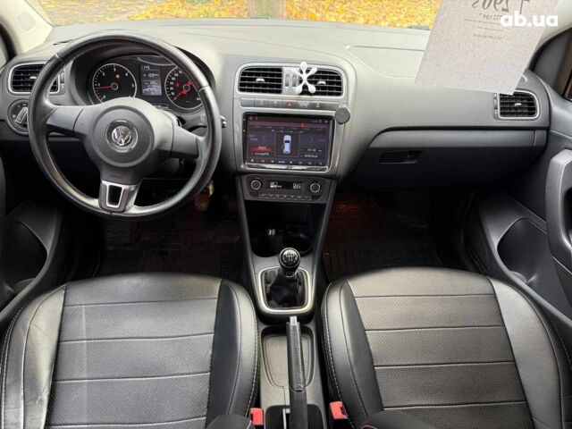 Синій Фольксваген Поло, об'ємом двигуна 1.6 л та пробігом 218 тис. км за 7290 $, фото 15 на Automoto.ua