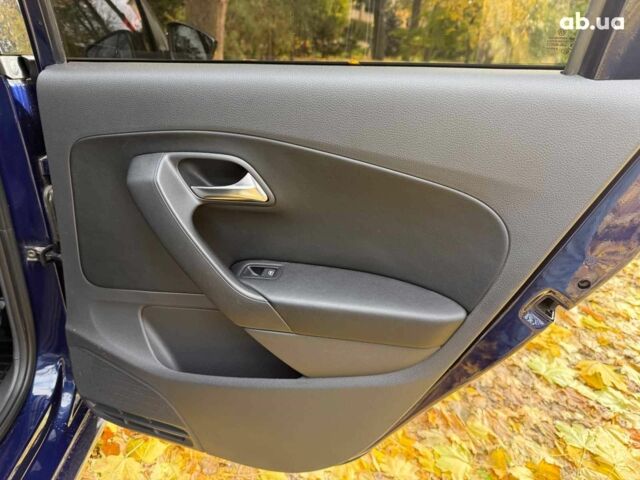 Синій Фольксваген Поло, об'ємом двигуна 1.6 л та пробігом 218 тис. км за 7290 $, фото 16 на Automoto.ua