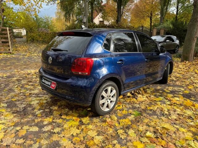 Синий Фольксваген Поло, объемом двигателя 1.6 л и пробегом 218 тыс. км за 6940 $, фото 5 на Automoto.ua