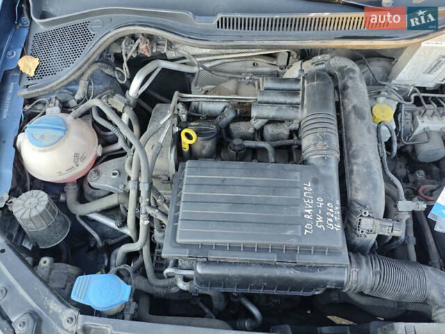 Синій Фольксваген Поло, об'ємом двигуна 1.2 л та пробігом 171 тис. км за 7999 $, фото 7 на Automoto.ua