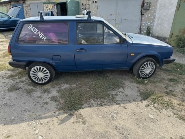 Синий Фольксваген Поло, объемом двигателя 1.4 л и пробегом 555 тыс. км за 800 $, фото 1 на Automoto.ua