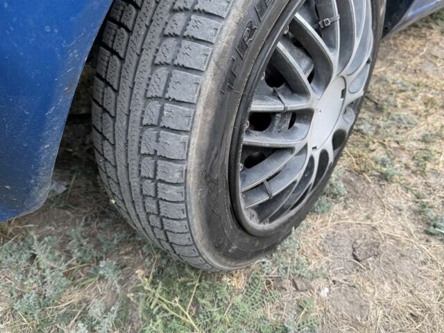 Синий Фольксваген Поло, объемом двигателя 1.4 л и пробегом 555 тыс. км за 800 $, фото 6 на Automoto.ua