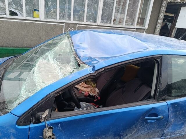 Синий Фольксваген Поло, объемом двигателя 1.2 л и пробегом 190 тыс. км за 1800 $, фото 2 на Automoto.ua