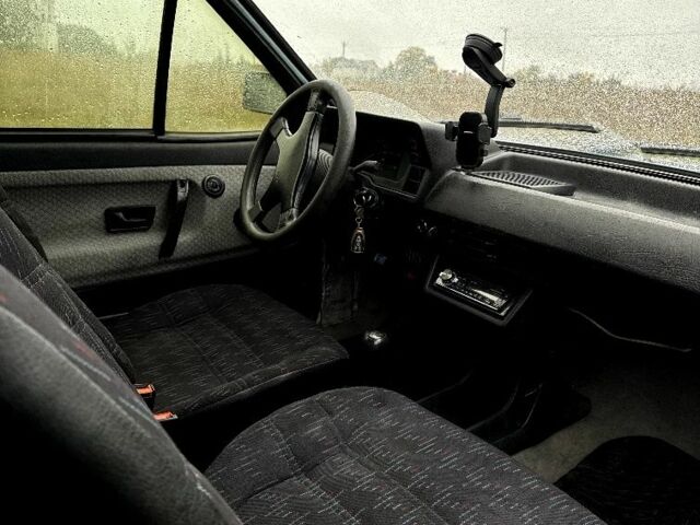 Синій Фольксваген Поло, об'ємом двигуна 1 л та пробігом 450 тис. км за 950 $, фото 4 на Automoto.ua