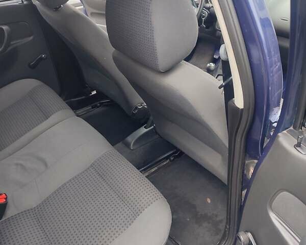 Синий Фольксваген Поло, объемом двигателя 1.6 л и пробегом 240 тыс. км за 2500 $, фото 4 на Automoto.ua