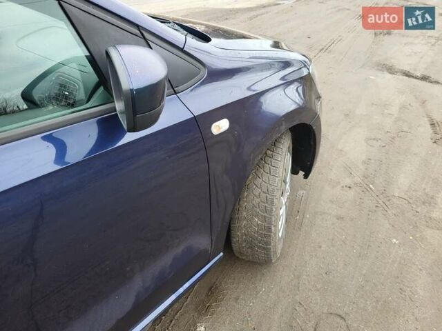 Синій Фольксваген Поло, об'ємом двигуна 1.6 л та пробігом 281 тис. км за 5208 $, фото 2 на Automoto.ua