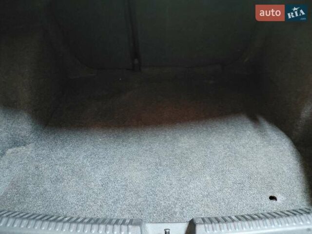 Синій Фольксваген Поло, об'ємом двигуна 1.6 л та пробігом 246 тис. км за 5550 $, фото 14 на Automoto.ua