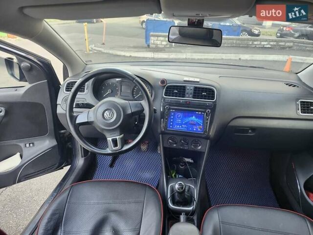 Синий Фольксваген Поло, объемом двигателя 1.6 л и пробегом 152 тыс. км за 6950 $, фото 6 на Automoto.ua