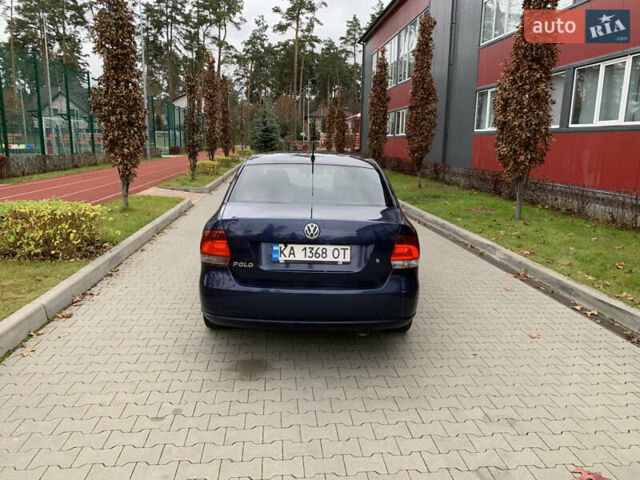Синий Фольксваген Поло, объемом двигателя 1.6 л и пробегом 295 тыс. км за 5900 $, фото 6 на Automoto.ua
