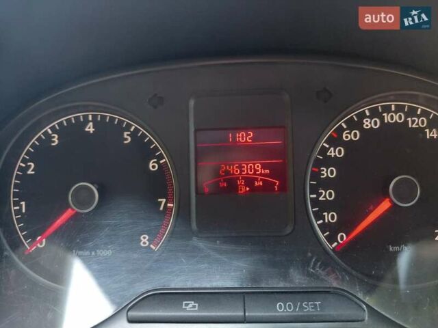 Синій Фольксваген Поло, об'ємом двигуна 1.6 л та пробігом 246 тис. км за 5550 $, фото 11 на Automoto.ua