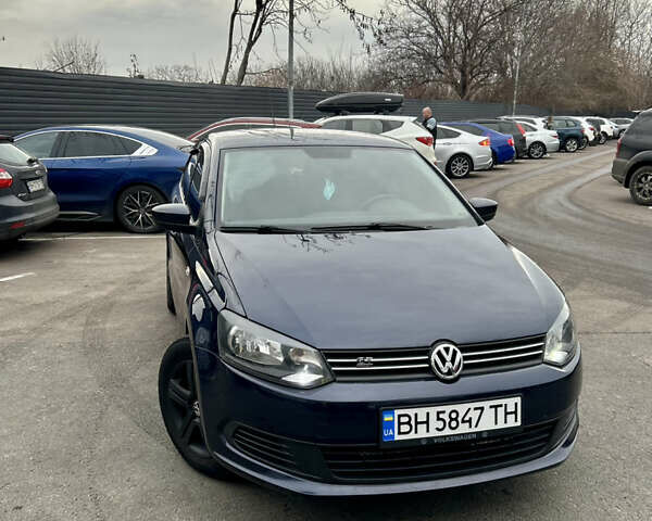 Синий Фольксваген Поло, объемом двигателя 1.6 л и пробегом 158 тыс. км за 7500 $, фото 1 на Automoto.ua