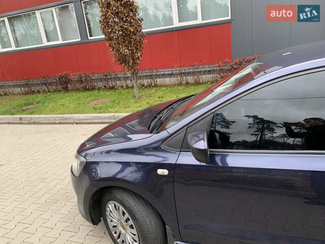 Синий Фольксваген Поло, объемом двигателя 1.6 л и пробегом 295 тыс. км за 5900 $, фото 9 на Automoto.ua