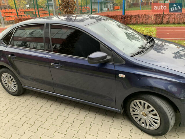 Синий Фольксваген Поло, объемом двигателя 1.6 л и пробегом 295 тыс. км за 5900 $, фото 3 на Automoto.ua