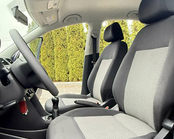 Синий Фольксваген Поло, объемом двигателя 1.6 л и пробегом 108 тыс. км за 8200 $, фото 30 на Automoto.ua