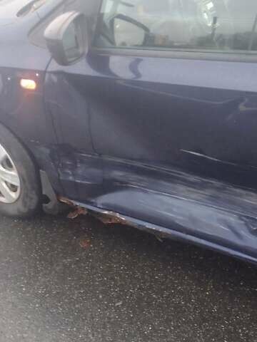 Синий Фольксваген Поло, объемом двигателя 1.6 л и пробегом 410 тыс. км за 3600 $, фото 4 на Automoto.ua