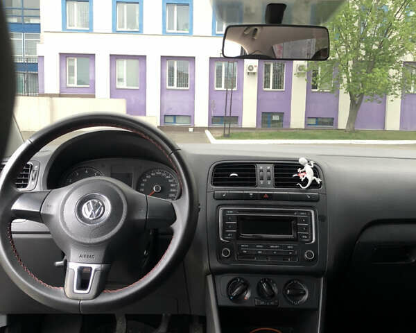 Синий Фольксваген Поло, объемом двигателя 1.6 л и пробегом 206 тыс. км за 7000 $, фото 8 на Automoto.ua