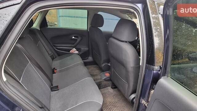 Синий Фольксваген Поло, объемом двигателя 1.6 л и пробегом 91 тыс. км за 8500 $, фото 7 на Automoto.ua