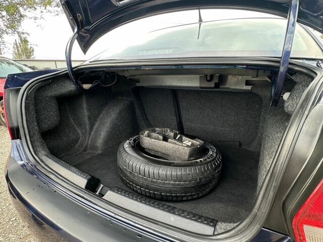 Синій Фольксваген Поло, об'ємом двигуна 1.6 л та пробігом 207 тис. км за 6600 $, фото 14 на Automoto.ua