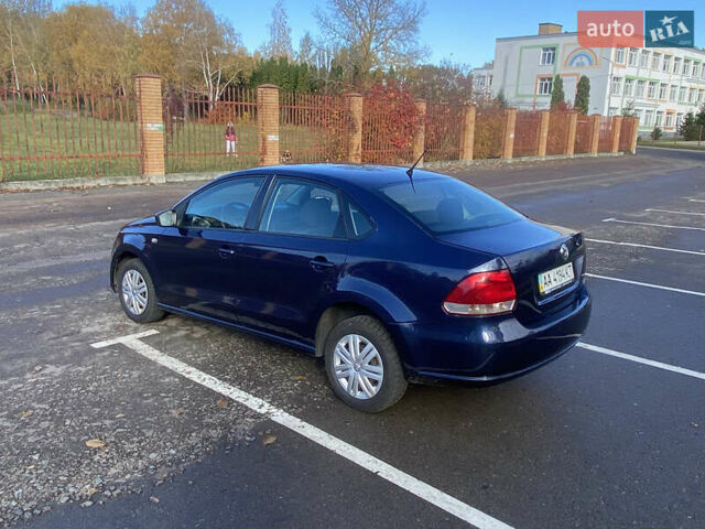 Синий Фольксваген Поло, объемом двигателя 1.6 л и пробегом 292 тыс. км за 5500 $, фото 13 на Automoto.ua