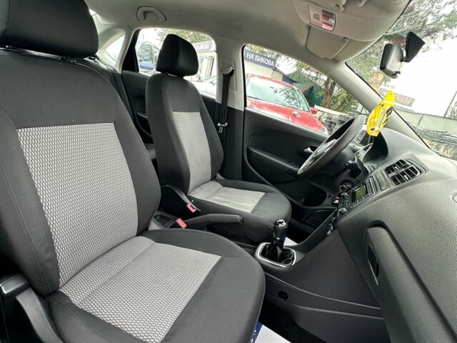 Синій Фольксваген Поло, об'ємом двигуна 1.6 л та пробігом 207 тис. км за 6600 $, фото 7 на Automoto.ua