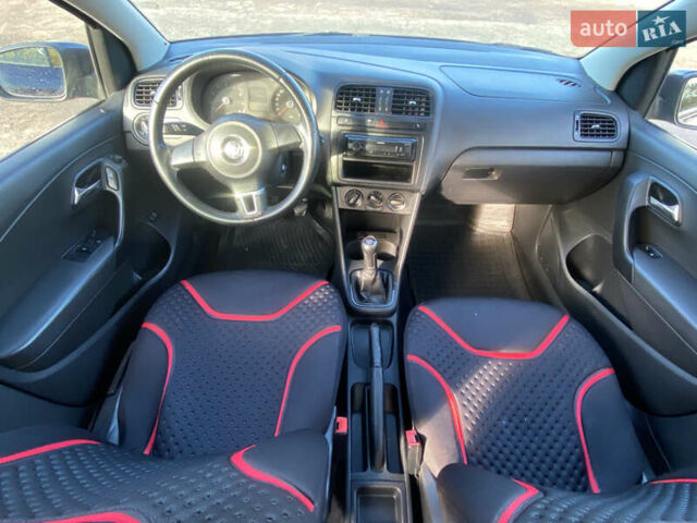 Синий Фольксваген Поло, объемом двигателя 1.6 л и пробегом 292 тыс. км за 5500 $, фото 21 на Automoto.ua