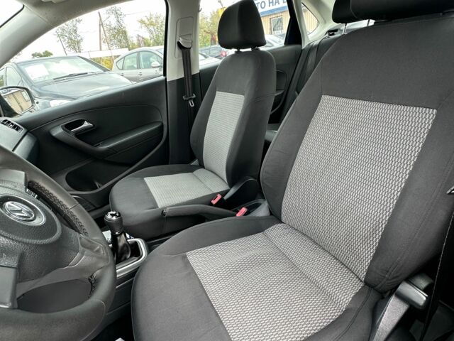 Синій Фольксваген Поло, об'ємом двигуна 1.6 л та пробігом 207 тис. км за 6600 $, фото 13 на Automoto.ua