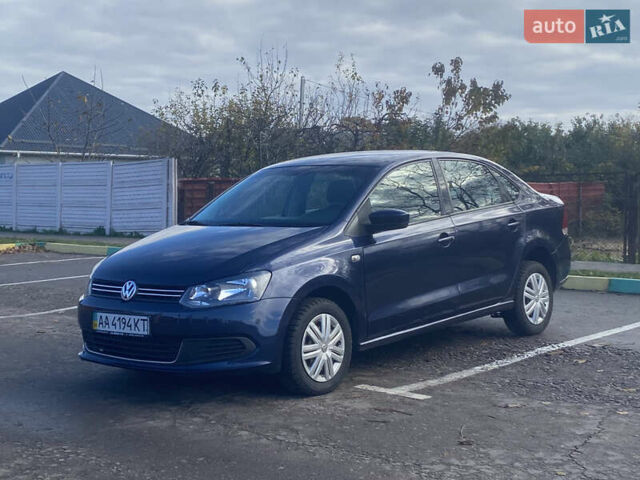 Синий Фольксваген Поло, объемом двигателя 1.6 л и пробегом 292 тыс. км за 5500 $, фото 4 на Automoto.ua