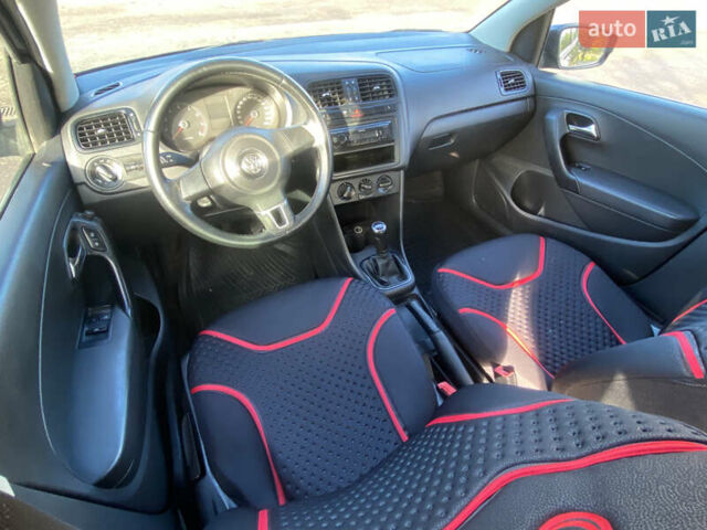 Синий Фольксваген Поло, объемом двигателя 1.6 л и пробегом 292 тыс. км за 5500 $, фото 18 на Automoto.ua