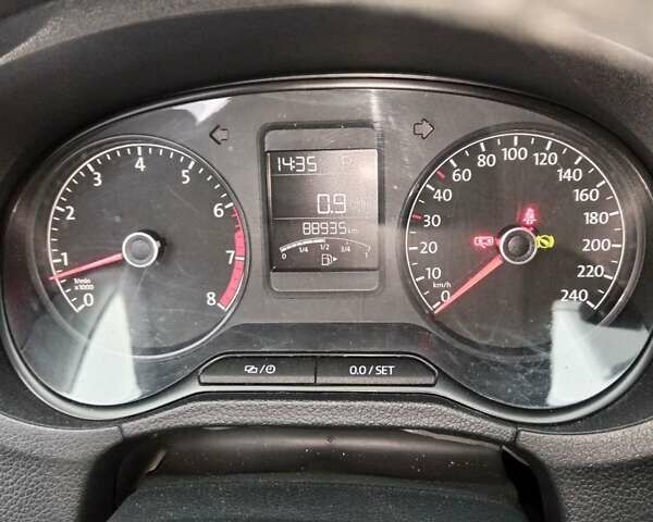 Синий Фольксваген Поло, объемом двигателя 1.4 л и пробегом 89 тыс. км за 10500 $, фото 4 на Automoto.ua