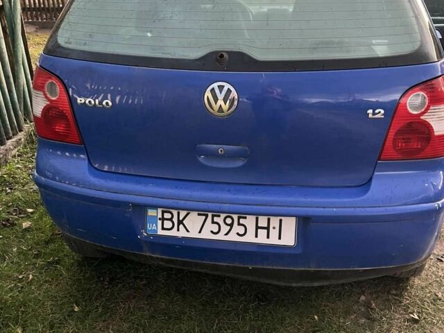 Синий Фольксваген Поло, объемом двигателя 1.2 л и пробегом 250 тыс. км за 2500 $, фото 3 на Automoto.ua