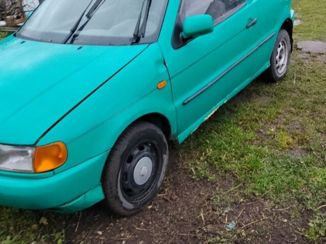 Зеленый Фольксваген Поло, объемом двигателя 1.4 л и пробегом 11 тыс. км за 1000 $, фото 1 на Automoto.ua