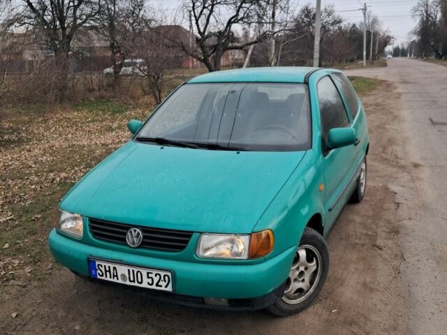 Зелений Фольксваген Поло, об'ємом двигуна 1.6 л та пробігом 207 тис. км за 1300 $, фото 2 на Automoto.ua