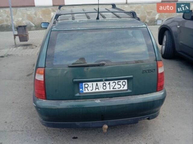 Зеленый Фольксваген Поло, объемом двигателя 1.6 л и пробегом 300 тыс. км за 1200 $, фото 3 на Automoto.ua