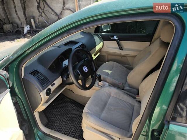 Зеленый Фольксваген Поло, объемом двигателя 1.4 л и пробегом 280 тыс. км за 2700 $, фото 8 на Automoto.ua