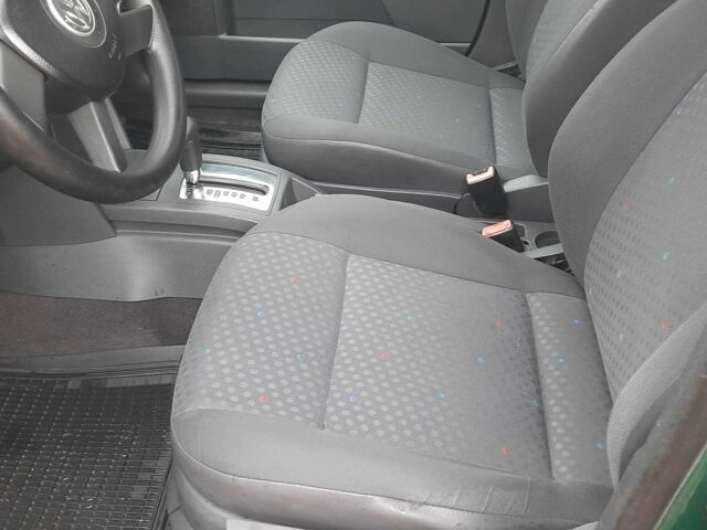 Зеленый Фольксваген Поло, объемом двигателя 1.4 л и пробегом 201 тыс. км за 4250 $, фото 15 на Automoto.ua