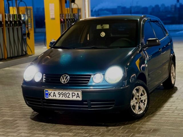 Зеленый Фольксваген Поло, объемом двигателя 1.4 л и пробегом 300 тыс. км за 3150 $, фото 2 на Automoto.ua