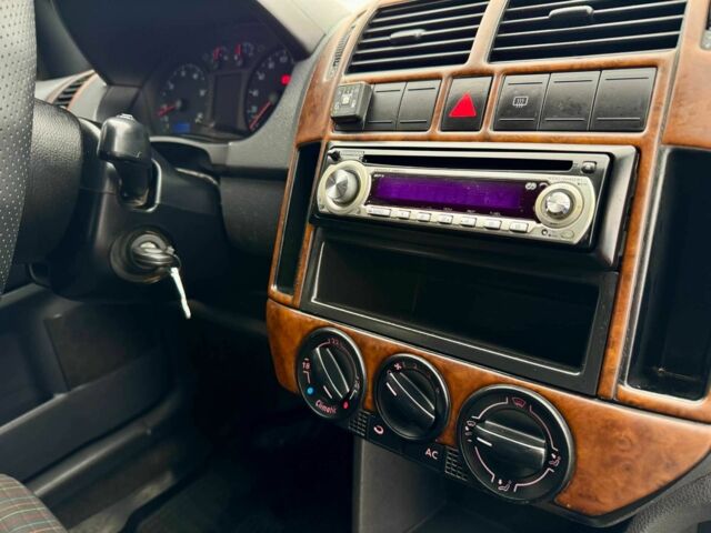 Зеленый Фольксваген Поло, объемом двигателя 1.4 л и пробегом 300 тыс. км за 3150 $, фото 17 на Automoto.ua