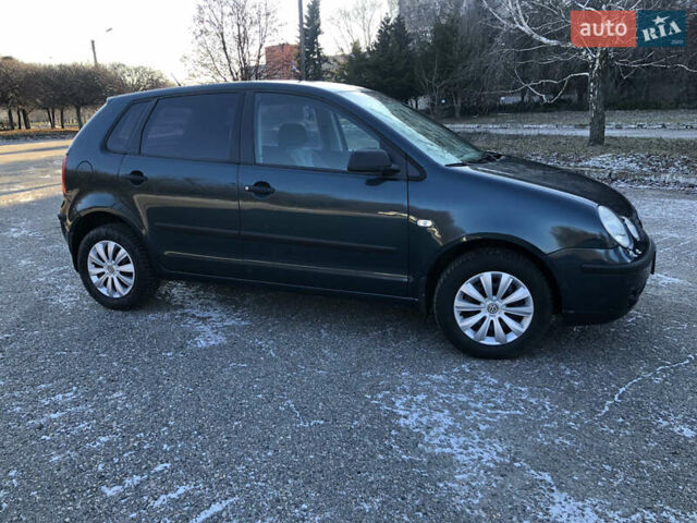 Зелений Фольксваген Поло, об'ємом двигуна 1.4 л та пробігом 229 тис. км за 3500 $, фото 4 на Automoto.ua