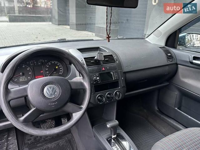 Зеленый Фольксваген Поло, объемом двигателя 1.39 л и пробегом 257 тыс. км за 4999 $, фото 32 на Automoto.ua