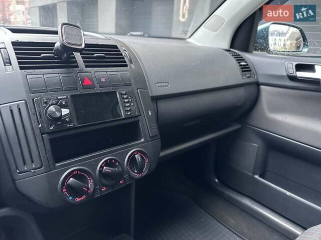 Зеленый Фольксваген Поло, объемом двигателя 1.39 л и пробегом 257 тыс. км за 4999 $, фото 25 на Automoto.ua