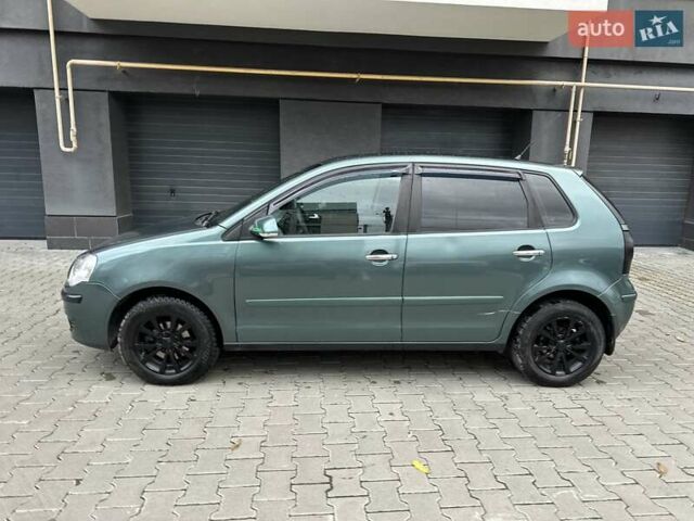 Зеленый Фольксваген Поло, объемом двигателя 1.39 л и пробегом 257 тыс. км за 4999 $, фото 6 на Automoto.ua