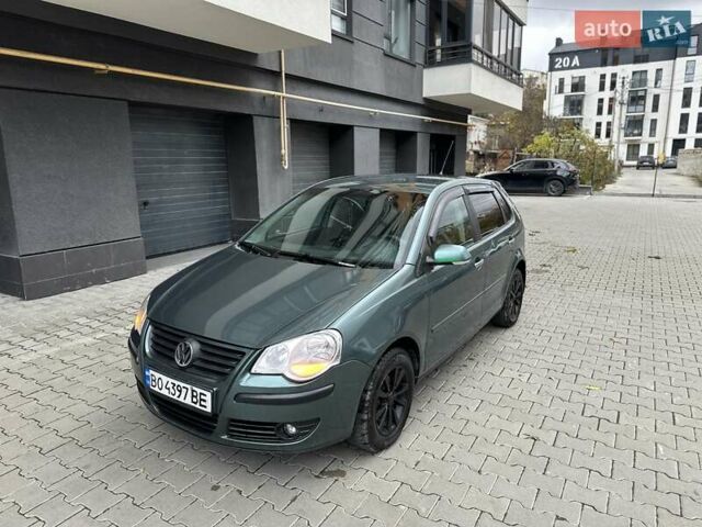 Зеленый Фольксваген Поло, объемом двигателя 1.39 л и пробегом 257 тыс. км за 4999 $, фото 2 на Automoto.ua