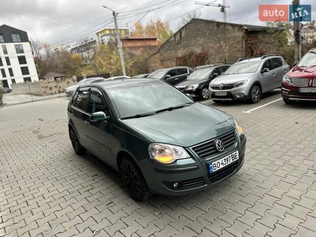 Зеленый Фольксваген Поло, объемом двигателя 1.39 л и пробегом 257 тыс. км за 4999 $, фото 1 на Automoto.ua