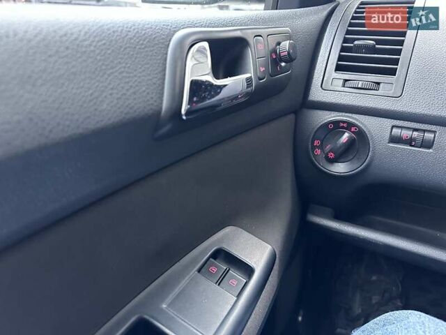 Зеленый Фольксваген Поло, объемом двигателя 1.39 л и пробегом 257 тыс. км за 4999 $, фото 21 на Automoto.ua