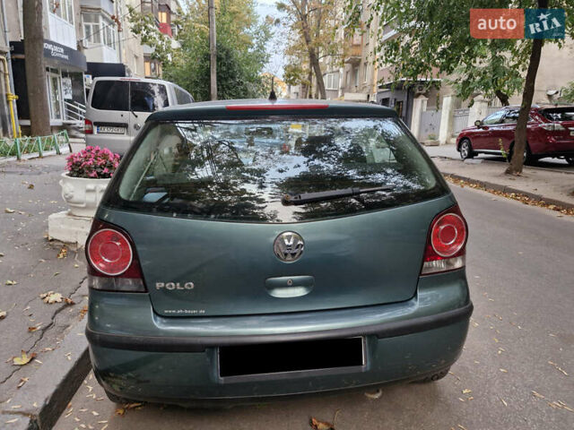 Зеленый Фольксваген Поло, объемом двигателя 1.2 л и пробегом 145 тыс. км за 3400 $, фото 1 на Automoto.ua