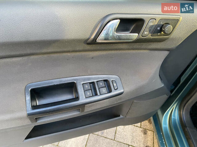 Зеленый Фольксваген Поло, объемом двигателя 1.4 л и пробегом 295 тыс. км за 2850 $, фото 8 на Automoto.ua