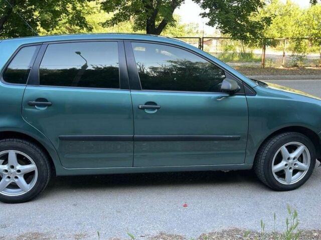 Зеленый Фольксваген Поло, объемом двигателя 0 л и пробегом 210 тыс. км за 4500 $, фото 3 на Automoto.ua