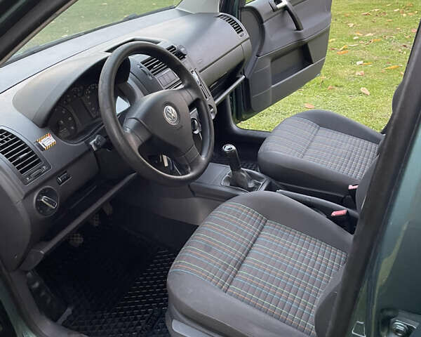 Зелений Фольксваген Поло, об'ємом двигуна 1.39 л та пробігом 198 тис. км за 5400 $, фото 8 на Automoto.ua